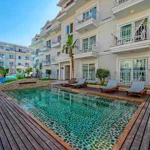 Отель Montebello Deluxe, Олудениз