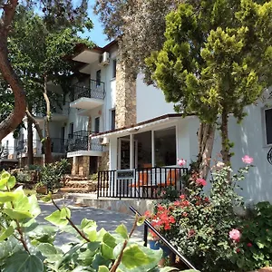 R.e.d. Hotel